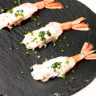 Sashimi gambero e burrata 3  pezzi