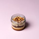 სნიკერსი ქილაში