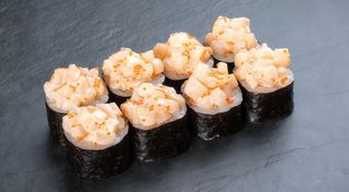 Рол Футомакі з ніжним гребінцем