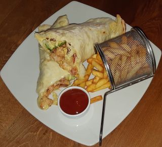 Tortilja sa piletinom u curry sosu 350gr