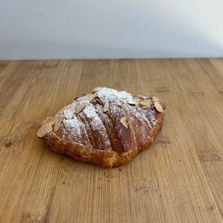 Croissant de almendras