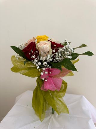 Bouquet 6 Rosas Mistas