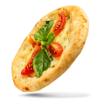 20. Esfirra de queijo e tomate