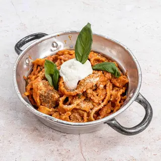 Pasta ragù napoletano e ricotta