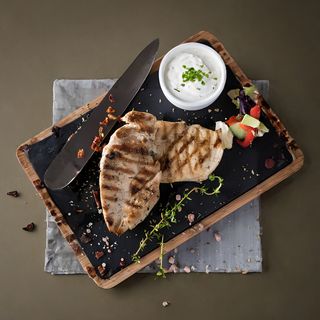 Piept de pui la gratar