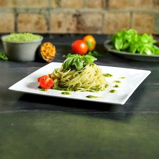 Паста чикън песто (350 г)