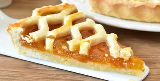 FETTA DI CROSTATA ALBICOCCA