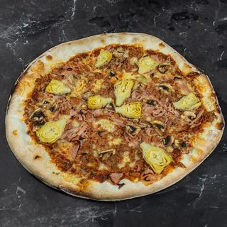 pizza 4 estaciones (mediana)