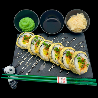 Futomaki w tempurze z tatarem z łososia - 6 szt