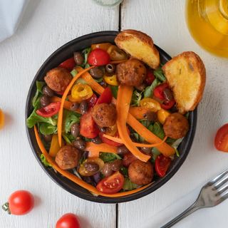 Meatball salad