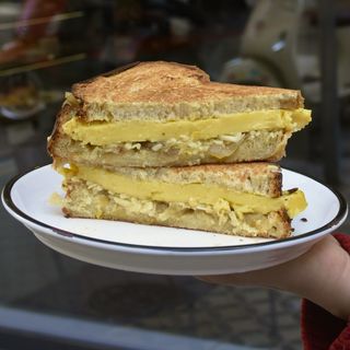 Egg & Cheese