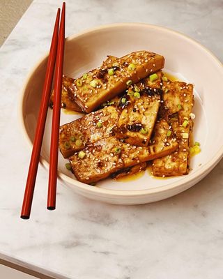 114 Toufu giapponese brasato