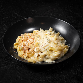 პასტა 4 ყველი