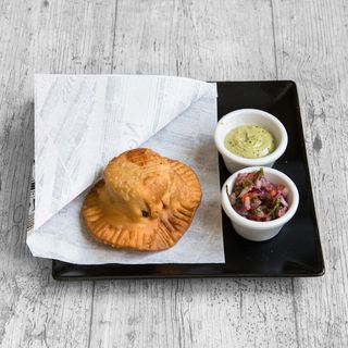 Pastelito Queso con bocadillo