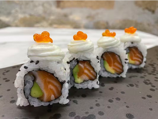 Salmone Philadelphia uramaki 8 pezzi