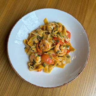 Паста з креветками (270г)