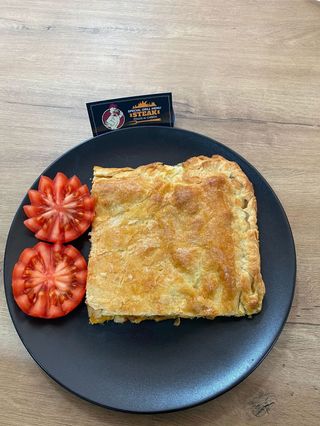 Empanada de atún (porción)