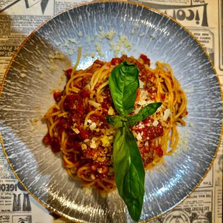 SPAGHETTI BOLOGNESE