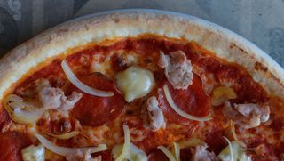 Pizza Salami Salsiccia (33 cm)