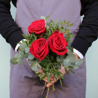 Ramo de Rosas Rojas (3 rosas)
