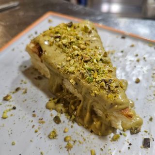 Tarta de queso con crema de pistacho