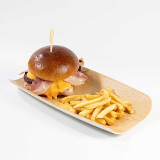 HAMBURGUESA BACON CHEDDAR