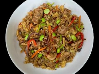 СМАЖЕНИЙ РИС З КУРКОЮ