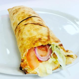 Salamino e würstel arrotolato 