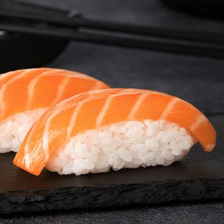 Nigiri łosoś 2szt