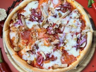 Піца з індичкою