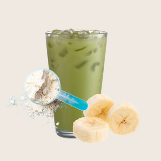 Batido de matcha, plátano y proteinas de vainilla