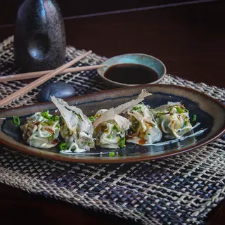Ebi Gyozas