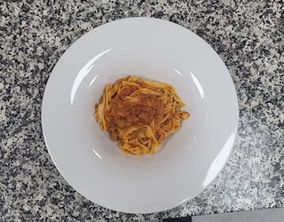 Tagliatelle a la boloñesa