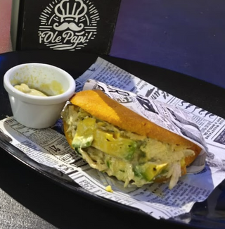 Arepa Reina Pepiada
