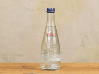 Evian з газом (330ml)