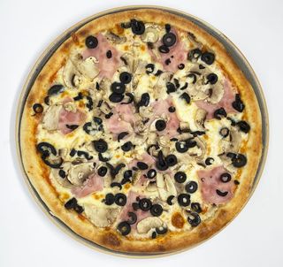 Pizza Capricciosa Ø 32cm