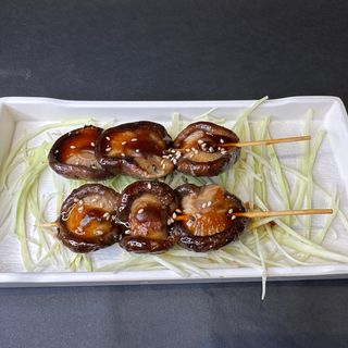 66. PINCHO DE SETA A LA PLANCHA —(2U)