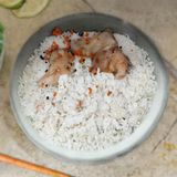 Печено пилешко бутче с ориз - 400 гр.