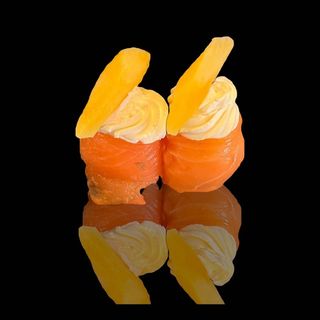 210. Gunkan mango 2 pezzi