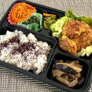 Karaage Bento - 唐揚げ弁当