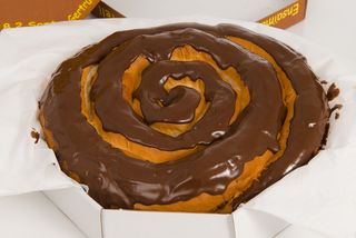 Ensaimada Nº0 De Crema, Choco Y Nueces