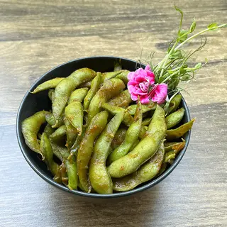 Edamame spicy salata
