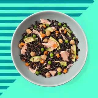 Insalata di Riso Nero al Salmone - 560 kcal