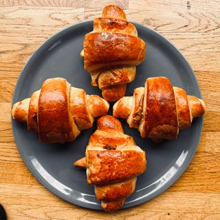 Croissant półfrancuski