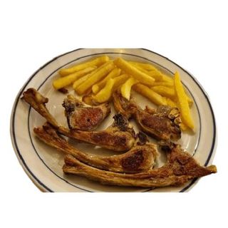 Costillas De Cordero Con Patatas Fritas (3 Uds.)