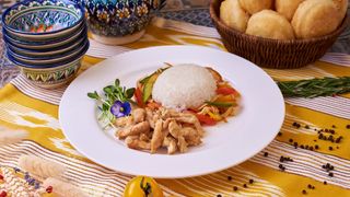 Куриная грудка с овощами