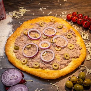 Langoš sa tunjevinom