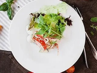 Салат з куркою та телятиною (240g)