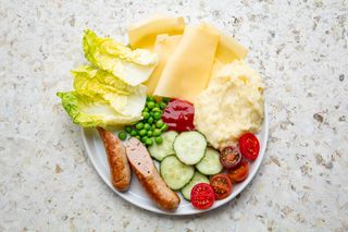 Дитячий обід з картопляним пюре та індичою сосискою, 250г