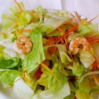 Ensalada con gambas